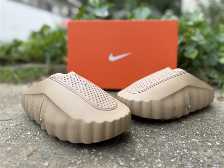 Claquettes Nike x NOCTA Alien Mule – Mules Beige / Sable Streetwear