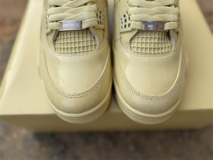 Air Jordan 4 Retro Tan Canvas – Baskets Montantes Monochrome Beige