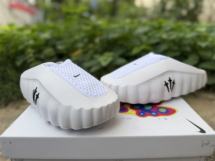 Claquettes Nike x NOCTA Alien Mule – Mules Gris Clair & Blanc Streetwear